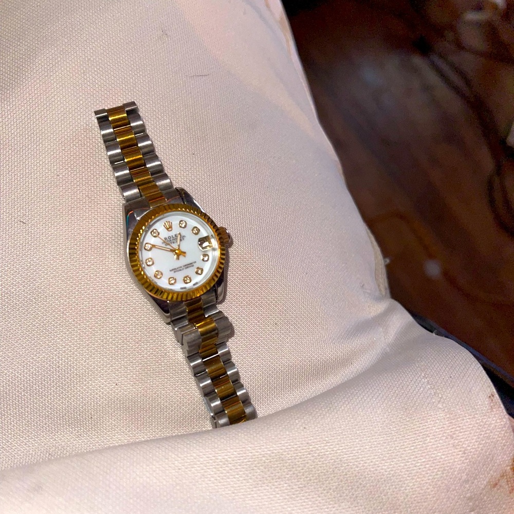 18kt Rolex woman’s Watch 8750F